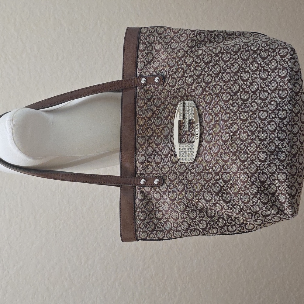 NWOT - Guess Vintage Monogram Canvas Tote Bag With Spackling Logo Accent.